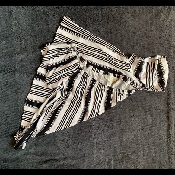 Striped off shoulder blouse - Picture 4 of 7